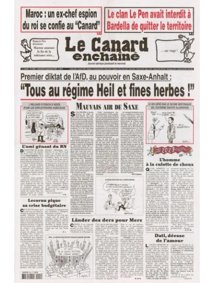 LE CANARD ENCHAINE