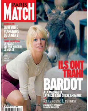 PARIS MATCH