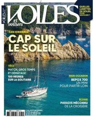 VOILES ET VOILIERS