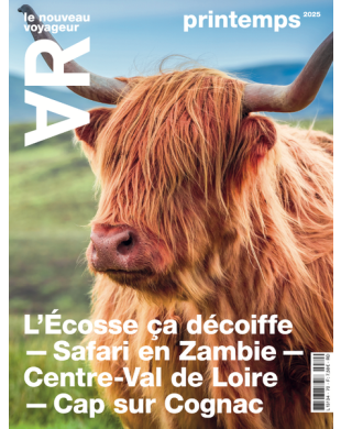A/R MAGAZINE VOYAGEUR